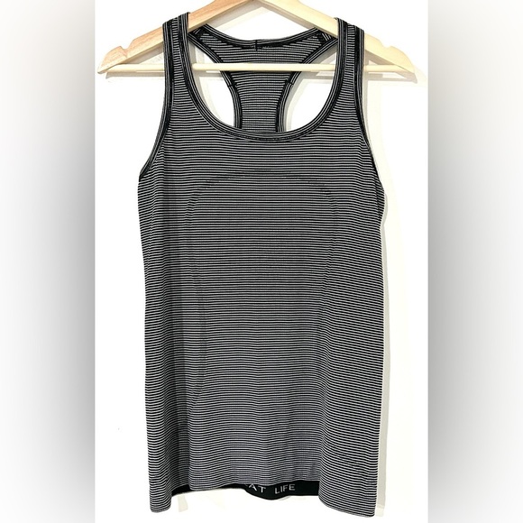 Lululemon Swiftly Tech Racerback Run Tank Black White Stripe 8 - Picture 1 of 3
